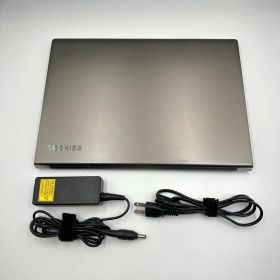 東芝 dynabook R634/M