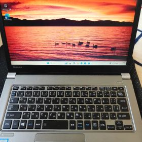 TOSHIBA Dynabook R63/D i5 6200U 8G/256GB