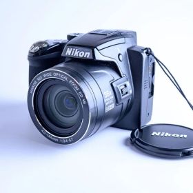 Nikon COOLPIX P500 コンパクトデジタルカメラ