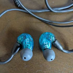 SHURE SE215 クリアブルー イヤホン ケース付き