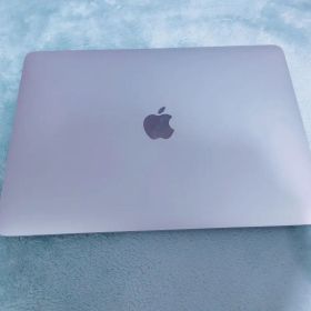 Macbook Air M1 2020 256GB メモリ8GB 13インチ