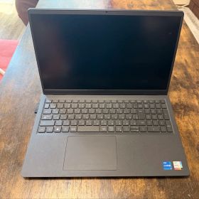 DELL Inspiron15 3520 i5/16GB/SSD500GB