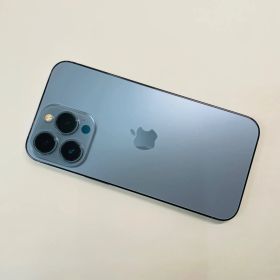 iPhone 13 Pro 128GB 国内版SIMフリー 電池93% 09686