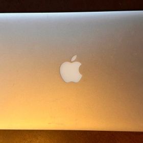 MacBook Air 11インチ 2015 4GB 128GB 動作良好