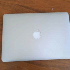MacBook Air 13-inch Early 2015 8GB 動作確認済