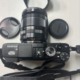 【美品】FUJIFILM X-E1+XF18-55mm F2.8-4レンズセット