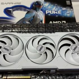 ほぼ未使用 Sapphire Radeon RX9070XT グラフィックボード