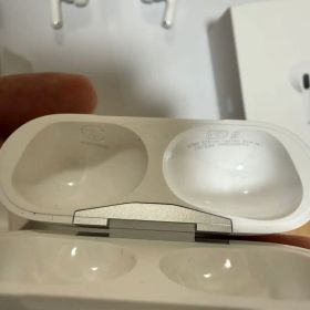 AirPods Pro 第2世代 美品 付属品完備 正規品 動作良好