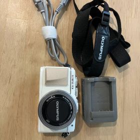 OLYMPUS PEN Lite E-PL7