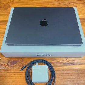 MacBook Pro M3 customメモリ36GB SSD512GB