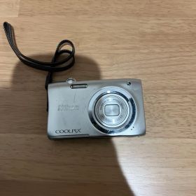 Nikon COOLPIX A100コンパクトデジタルカメラ