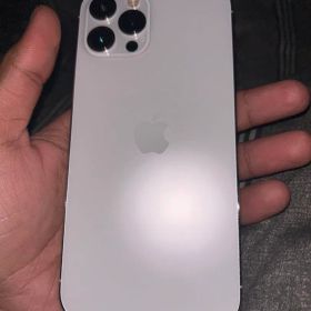 Apple iPhone 12 Pro max シルバー 本体