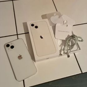 iPhone13 ホワイト 本体 充電ケーブル付