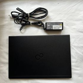 薄型ノートパソコン 富士通 LIFEBOOK U938/S 第7世代Corei5