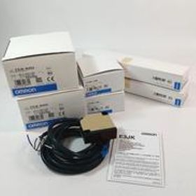 光電スイッチ他(2セット) OMRON