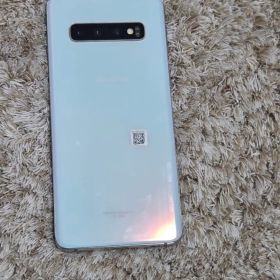 Galaxy S10 ホワイト docomo 本体