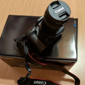 EOS R10 CANON デジタル一眼レフカメラ 綺麗!!