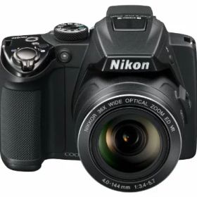 【中古】NikonデジタルカメラCOOLPIX P500 ブラック P500 1210万画素 裏面照射CMOS 広角22.5mm 光学36倍 3型チルト式液晶 フルHD