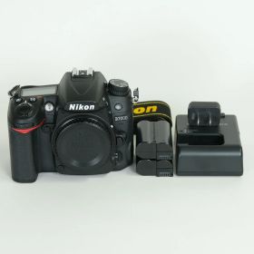 [良品 | シャッター数8,935回｜バッテリー2個付] Nikon D7000 | Nikon Fマウント
