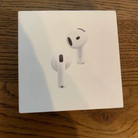 AirPods 4 本体 (アクティブノイズキャンセリング)