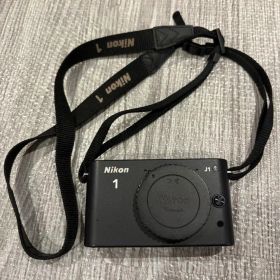 Nikon 1 J1 レンズキット 10-30mm VR ミラーレス一眼