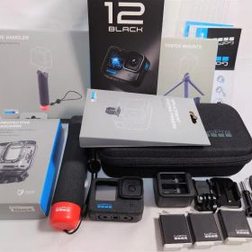 【GoPro12】ゴープロ12✨ハウジング&バッテリー×3&充電器【美品】