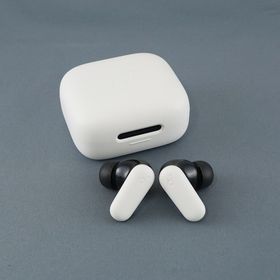 サウンドコア(soundcore)のAnker Soundcore P30i 完全ワイヤレスイヤホン USED美品 A3959 サウンドコア ノイズキャンセリング ANC マイク IP54 ホワイト 完動品 V1845(ヘッドフォン/イヤフォン)