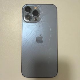 iPhone 13 Pro Max シエラブルー 128GB 背面割れ