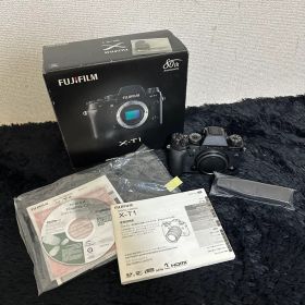FUJIFILM X-T1 ミラーレス一眼カメラ 箱付き ボディ 付属品多数