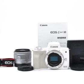 【返品保証】★美品★キヤノン Canon EOS Kiss M レンズキット EF-M 15-45mm ホワイト★ L531#7426
