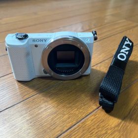 SONY α5000 ミラーレスカメラ ボディのみ 白