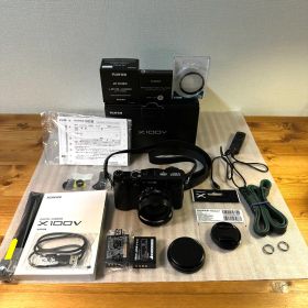 FUJIFILM x100v ブラック【フル純正オプション・完品・美品】