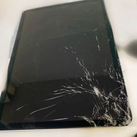 iPadAir第4世代 画面割れあり