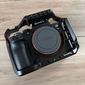 SONY α7 III デジタル一眼レフ【ILCE-7M3】 ケージ付き