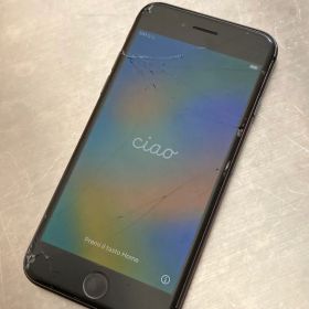 画面割れあり iPhone8 256GB ブラック SIMフリー