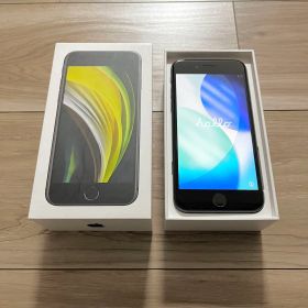 【極美品】 iPhoneSE3 64GB 本体