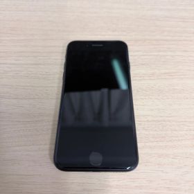 iPhoneSE3 64GB Aライト