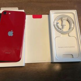 Apple iPhone SE (第3世代) 赤