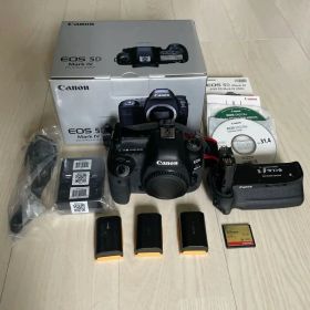 Canon EOS 5D Mark IV 本体 + 付属品