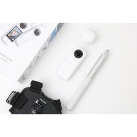 【全額返金保証】美品｜Insta360 X4 Air スターターキット [アークティックホワイト] CA01-M6454-2F4