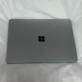 【未使用に近い】Microsoft SurfaceLaptop 13インチ