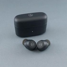 audio Technica ATH-CKS30TW+ 完全ワイヤレスイヤホン USED美品 ノイズキャンセリング ANC ヒアスルー機能 マイク IP55 完動品 V2225