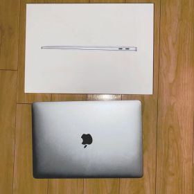 【注意】Apple MacBook 13 2020年 シルバー256GB