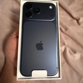 海外版iPhone 17 Pro Max 256GB，未アクティベート・未使用