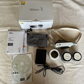 Nikon 1 J1 ホワイト レンズ2本付き