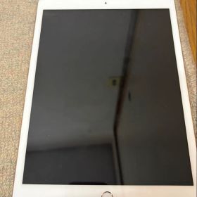 iPad 第7世代 128GB
