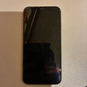 Apple iPhone 11 ホワイト 画面ひびあり