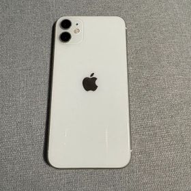Apple iPhone 11 ホワイト