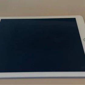 iPad(第5世代)32GBゴールド