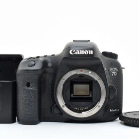 ★極上品★ CANON キヤノン EOS 7D Mark II ボディ デジタル一眼レフ #K869